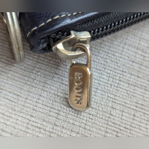 Roots Olympic USA Leather Pouch 2002 Pouch - Picture 3 of 3